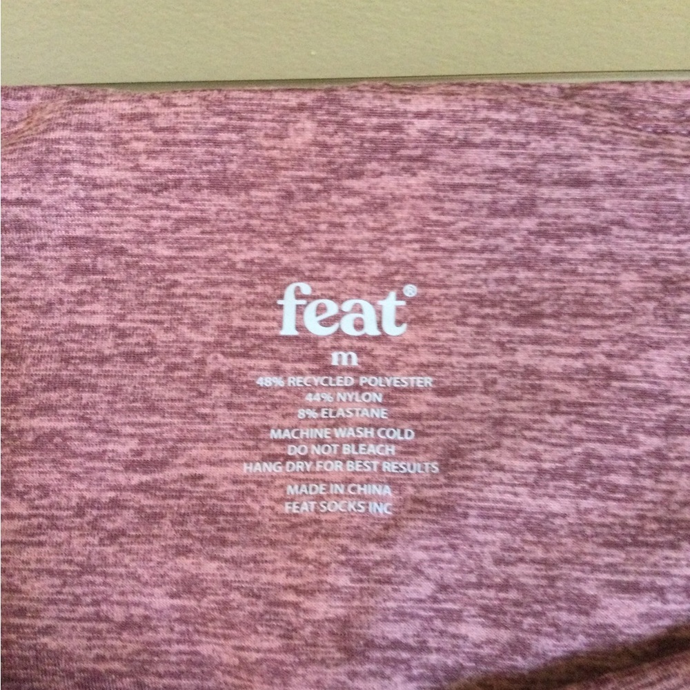NWT Feat Womens yoga Gogi leggings size Medium fits 6-8 Mauve Pink - Picture 6 of 7